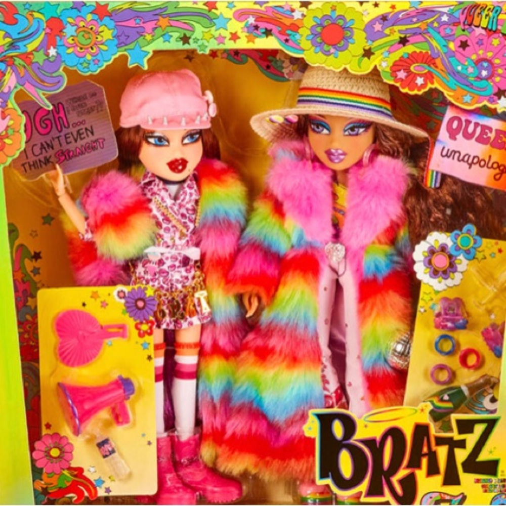 New 2022 BRATZ  JimmyPaul PRIDE Special Edition ROXXI 2 Pack NEVRA Designer Set